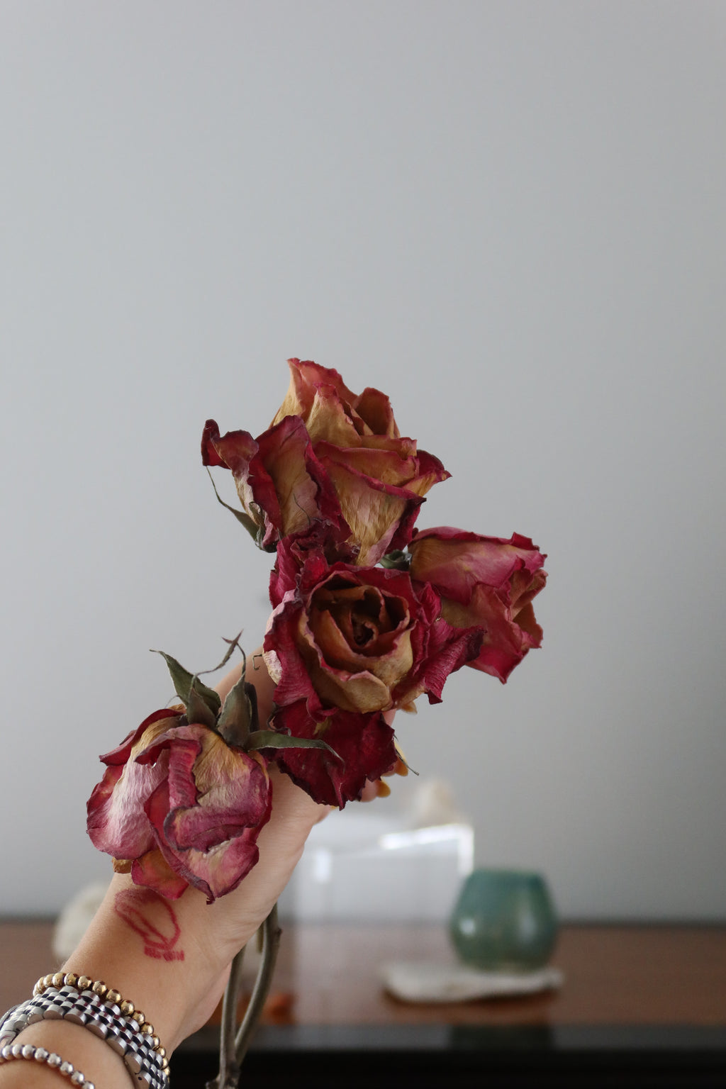 Dried pink-yellow roses